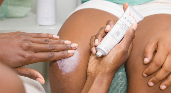 Avène CICALFATE+ is er in een aantal texturen, speciaal voor de eerste hulp bij irritaties, schrammen, roodheid en littekens, oppervlakkige wonden of schaafplekken.