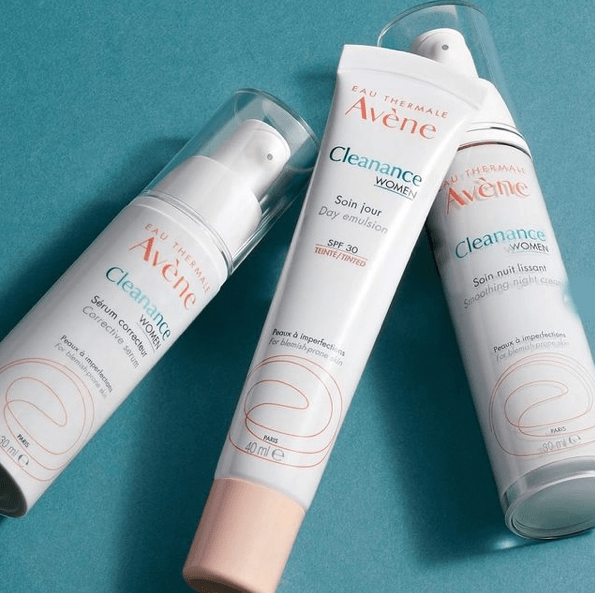 Eau Thermale Avène GEZICHT Avène CLEANANCE WOMEN Getinte Emulsie SPF30 Dermatheek