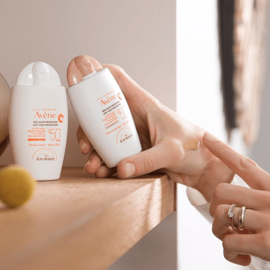 Eau Thermale Avène ZON Avène SUN SPF 50+ Getinte Minerale fluide Dermatheek